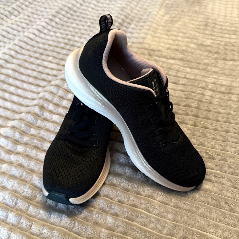 Black Sketchers  Sneakers